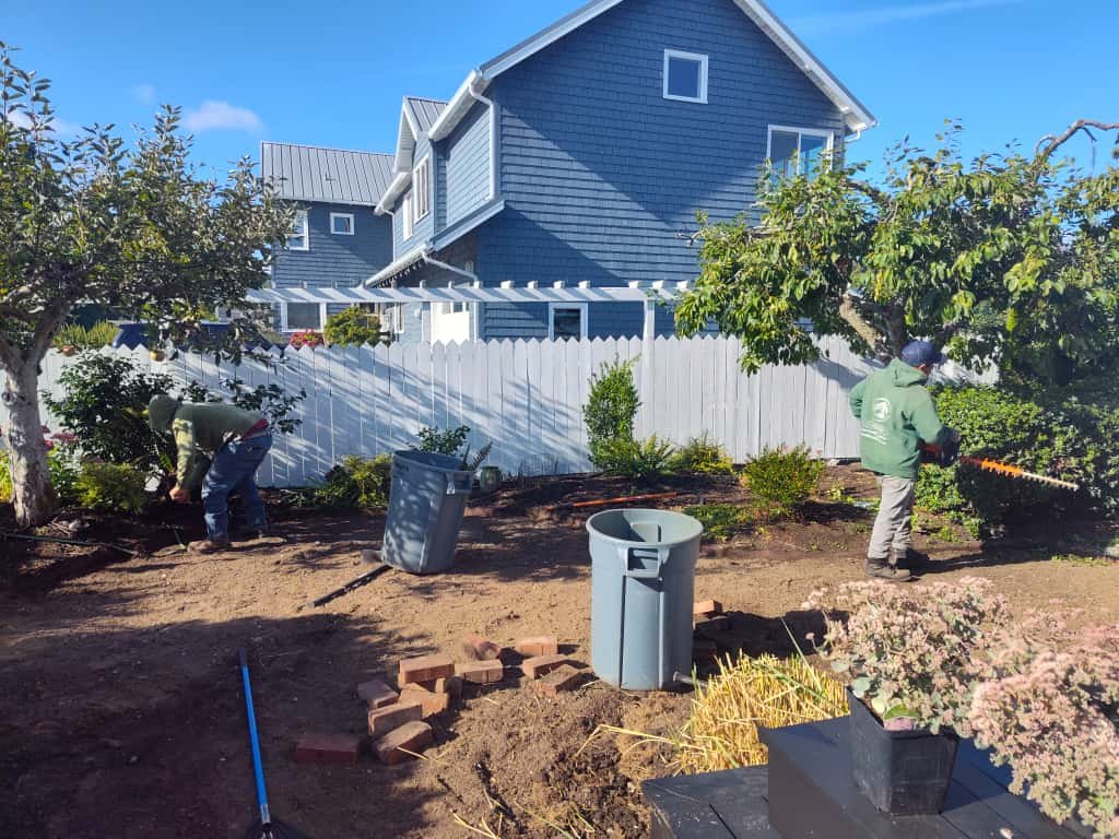 Outdoor maintenance project