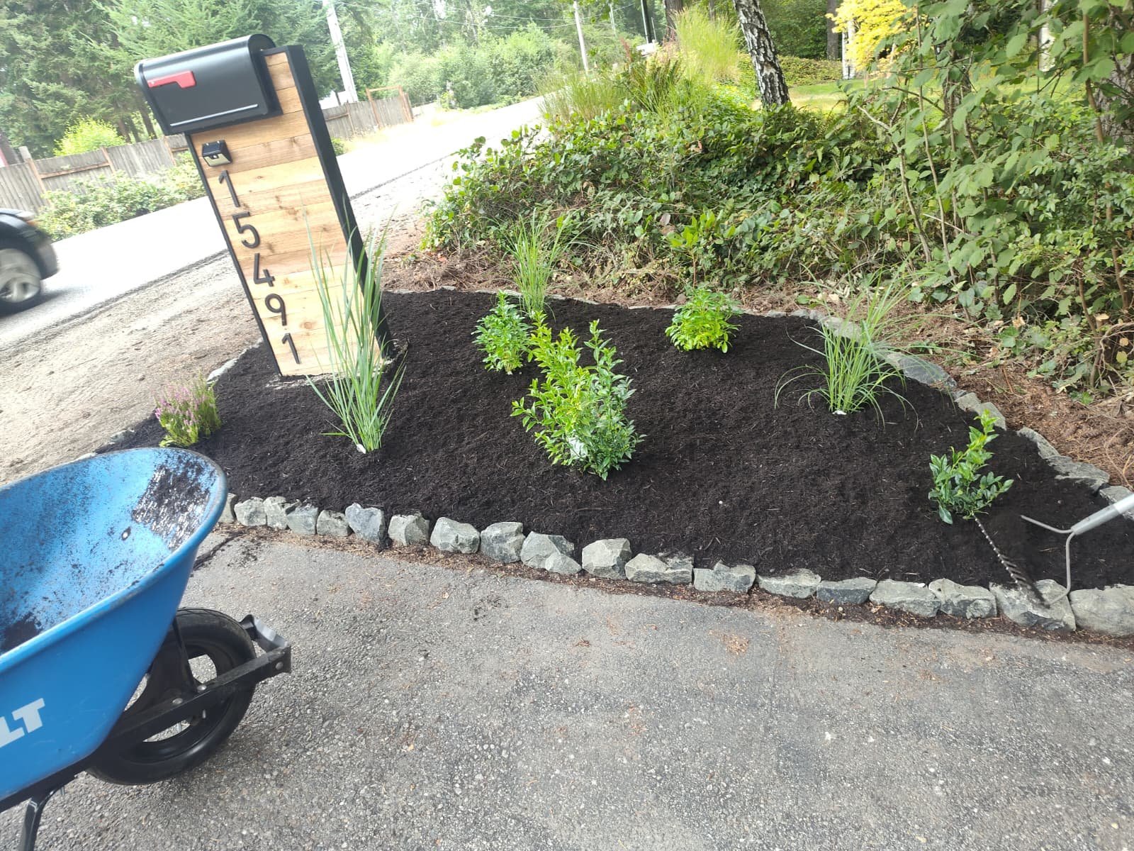 VLL Landscaping LLC article